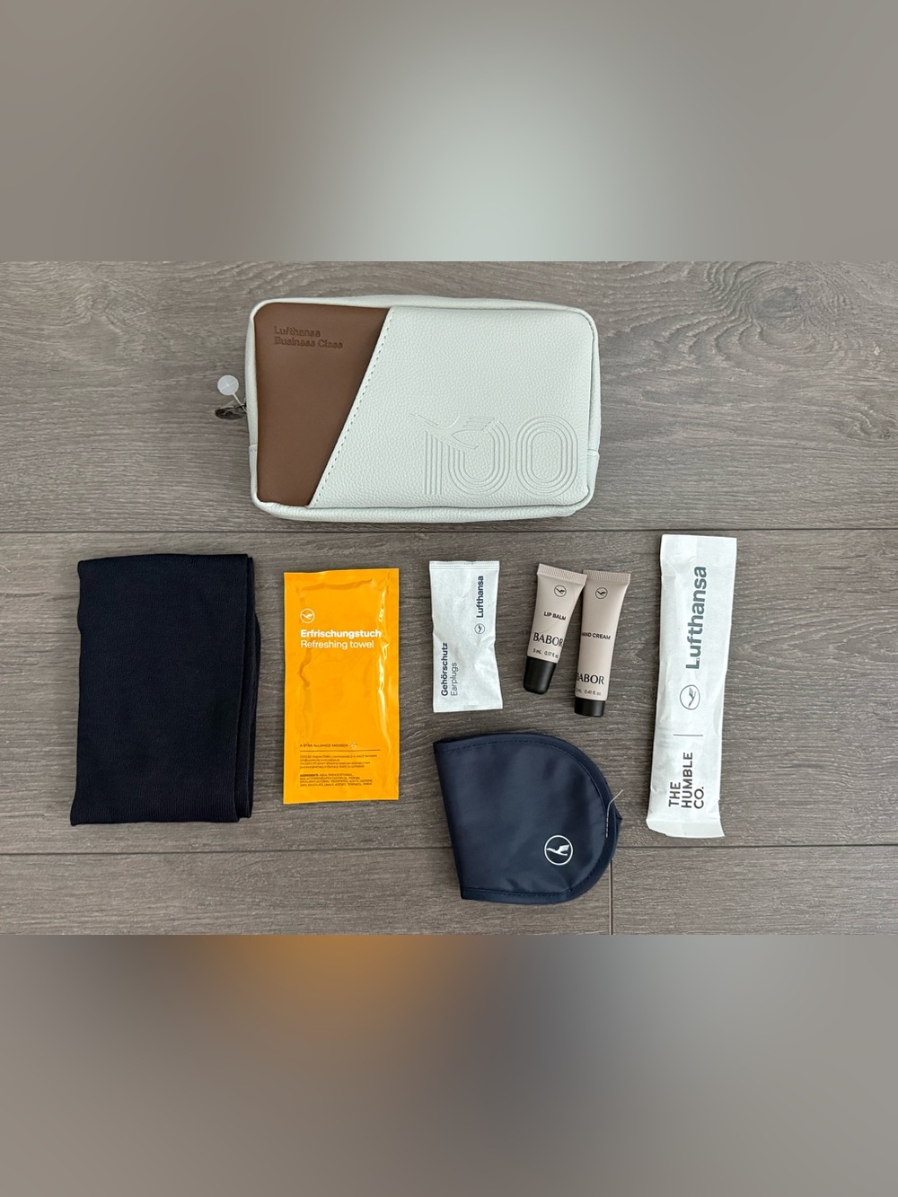 Lufthansa Business Class Amenity Kit travel bag case 100 year special edition